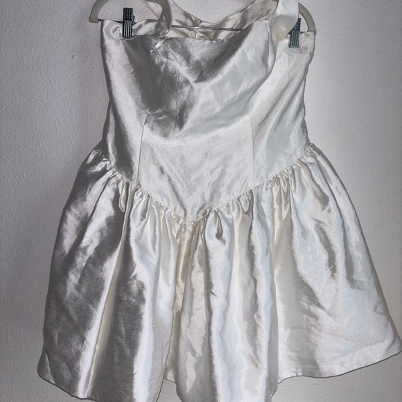 MARE MARE
Drop-waist Fit & Flare Mini Dress In White large - Picture 5 of 7